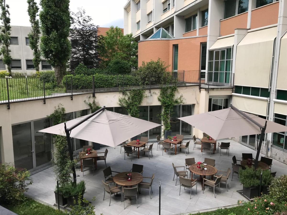Best Western Plus Hotel Le Favaglie Cornaredo Exterior foto