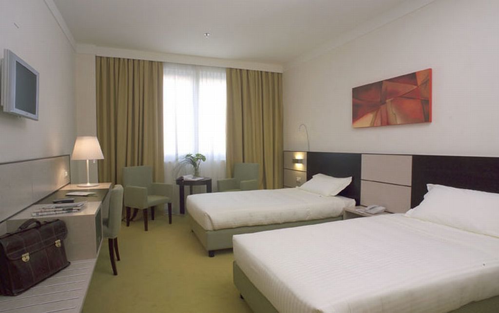 Best Western Plus Hotel Le Favaglie Cornaredo Quarto foto